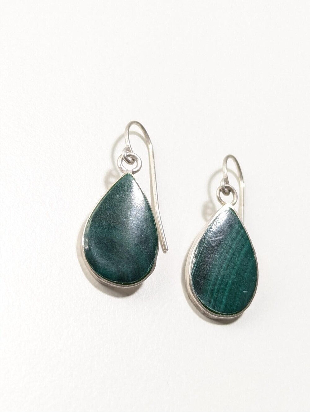 Sterling Silver Malachite Green Teardrop Marked 925 Dangle Stylish Earrings 2.4g - Picture 3 of 7